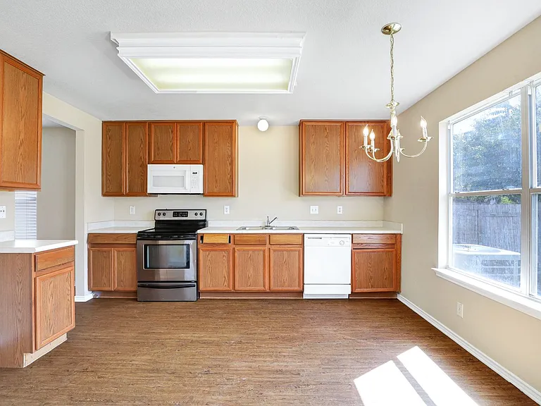 7603 Allendate Peak — Photo 10