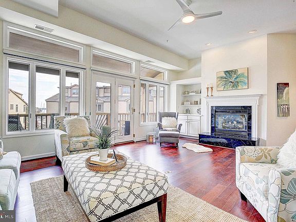 4th image of 7031 Chesapeake Harbour Dr #15B