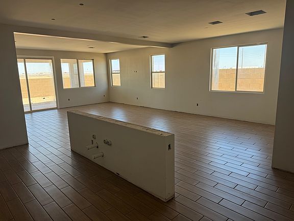 4th image of 3462 S Elliott Way