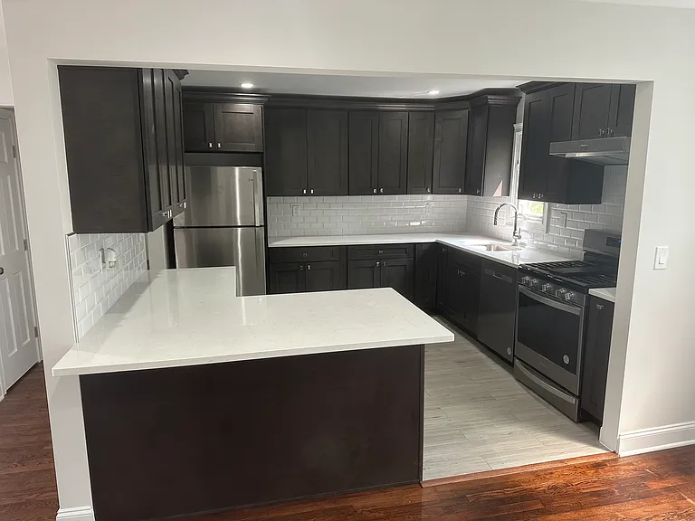 243 Lakewood Dr #1 — Photo 4