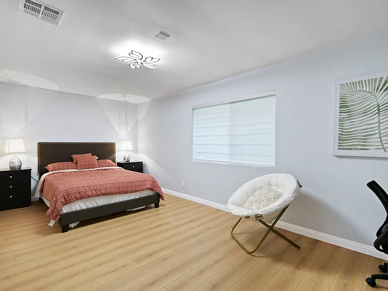 3815 Oakdale Ave — Photo 15