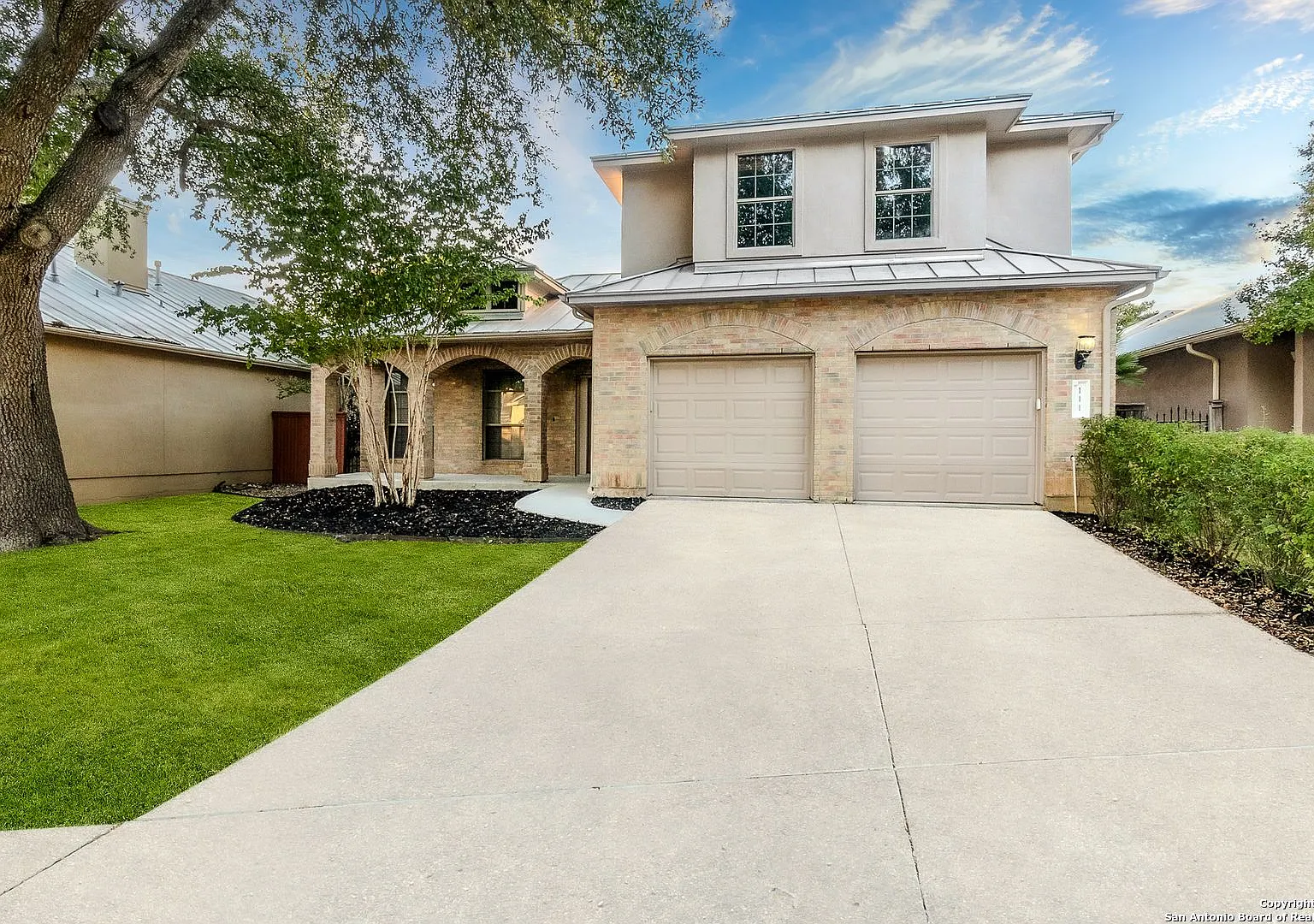 3Bed/2.5 Bath House Ready for Rent! — Photo 3