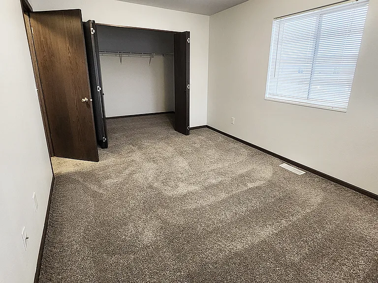 Maple Brook Townhomes — Photo 7