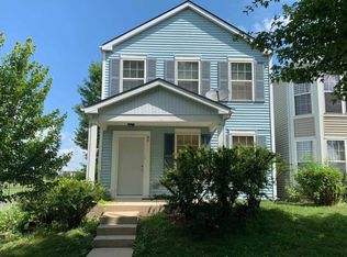 80 Harmony Ln, Romeoville, IL 60446