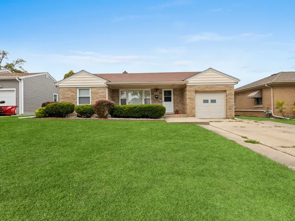 251 W 10th St, Chicago Heights, IL 60411