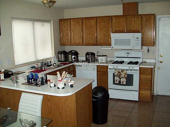 2nd image of 4612 Bumblebee Cir