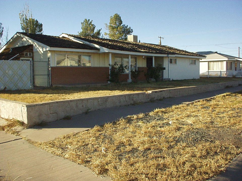1st image of 301 N 6th Ave