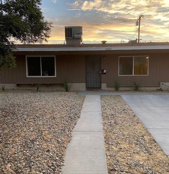 1st image of 44049 Hardwood Ave