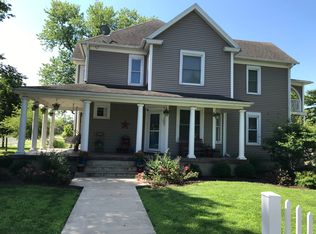 207 S Main St, Seneca, IL 61360