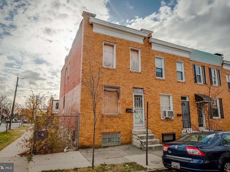 2nd image of 2745 Mura St