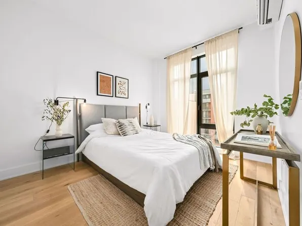 2-24 26th Avenue image 3 of 18