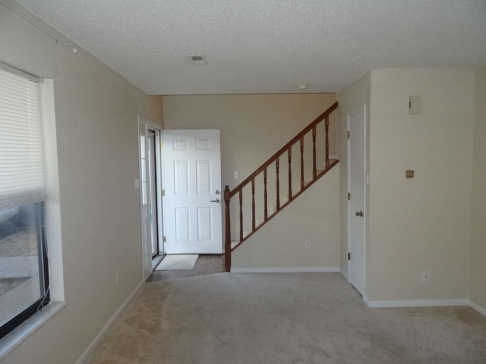 Family room (main floor)