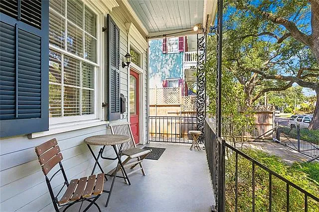 Studio, 1.0 bath, 500 sqft, $1,300 — Photo 3