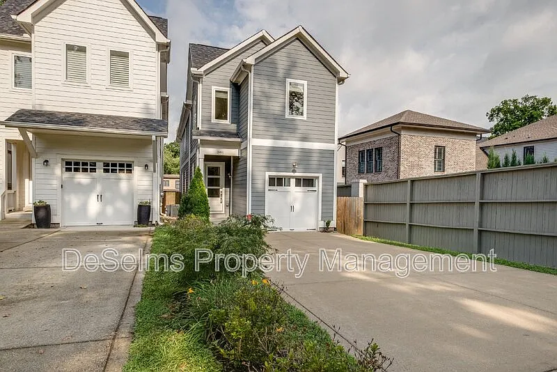 3 bed, 2.5 bath, 2456 sqft, $4,400 — Photo 3