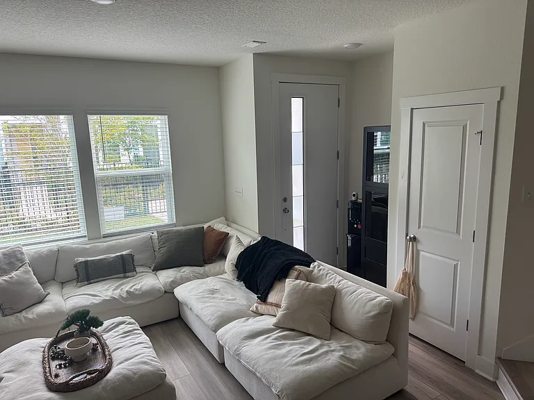 11104 Kinetic Ct — Photo 17