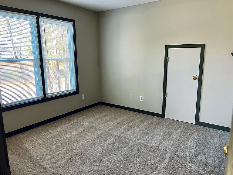 416 Springfield Rd — Photo 31