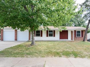 2095 Lindsay Ln, Florissant, MO