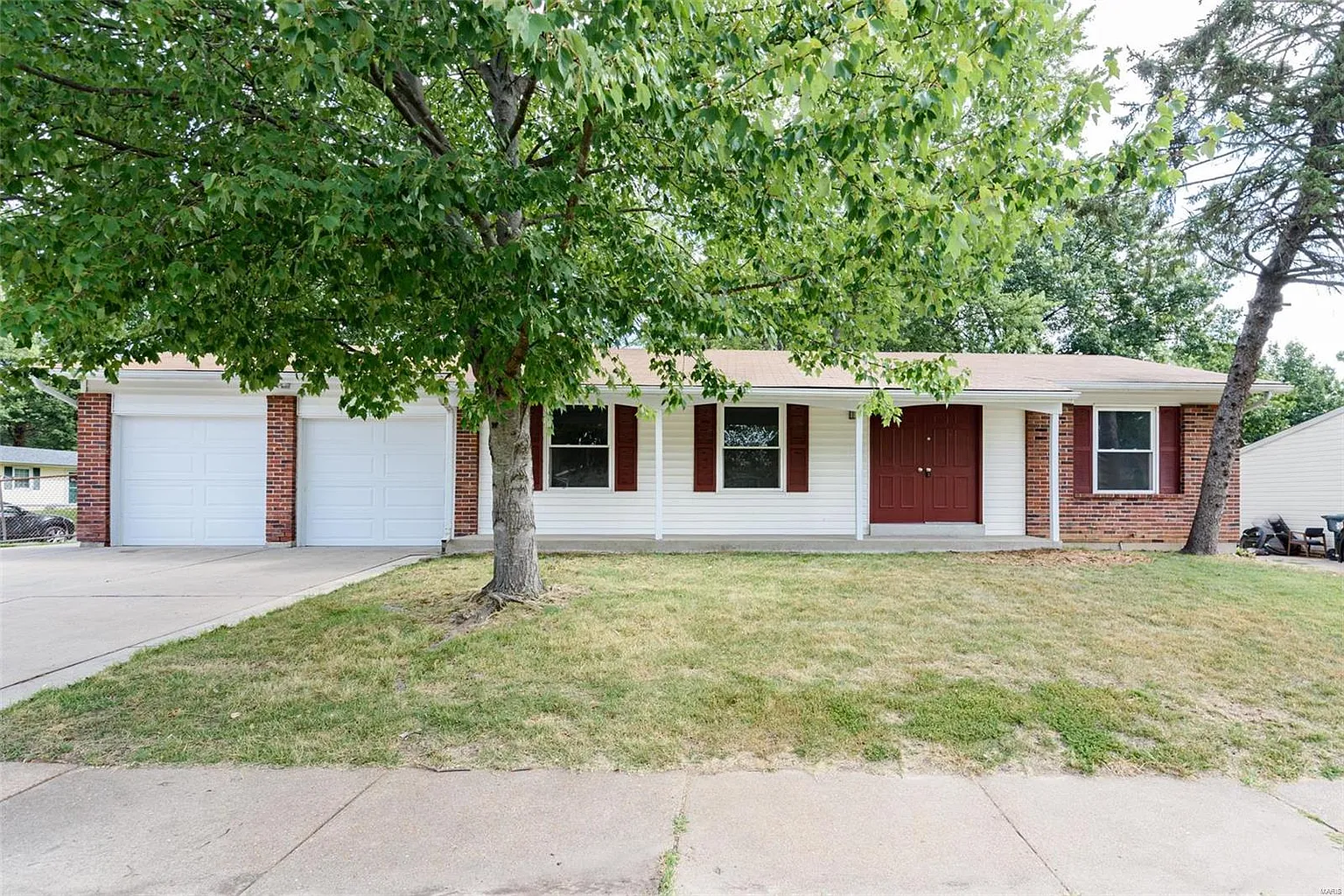 2095 Lindsay Ln photo 1