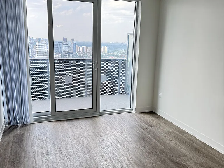 55 Cooper St #6703 — Photo 17