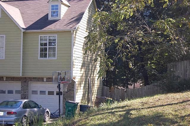 2nd image of 534 Bluff Ct