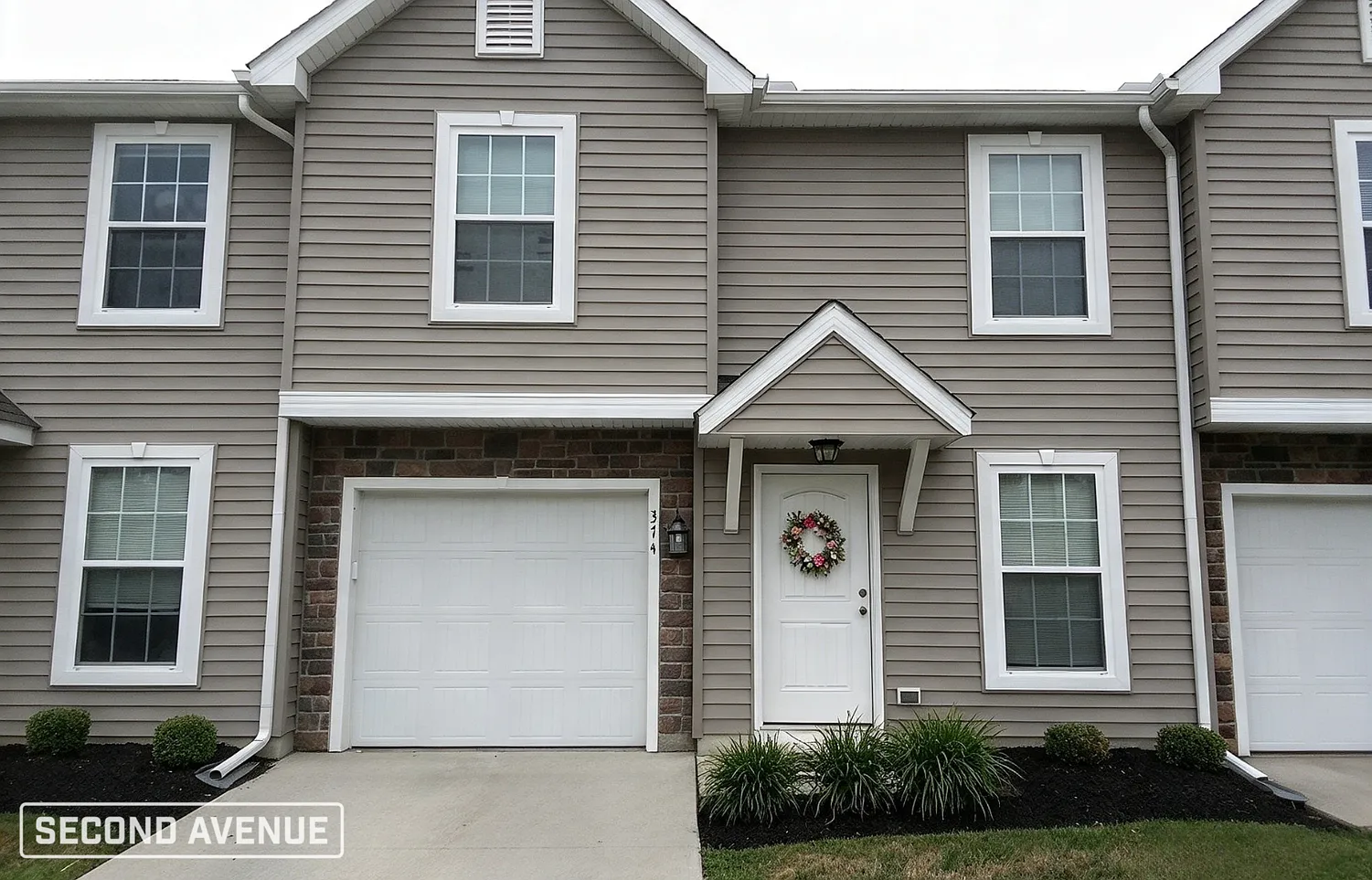 3 bed, 2.0 bath, 1200 sqft, $1,625 — Photo 1