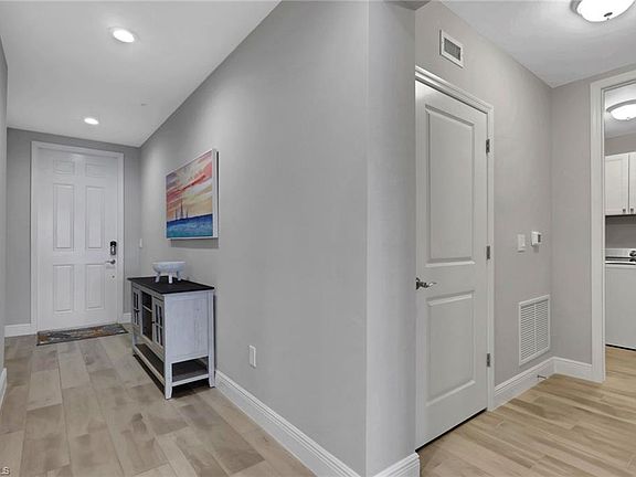 3rd image of 2647 Seychelles CIR #2202