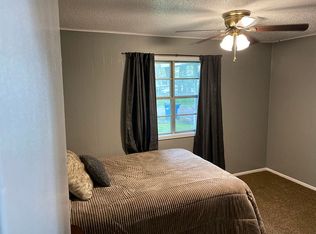 404 Sunset St, Sparta, MO 65753