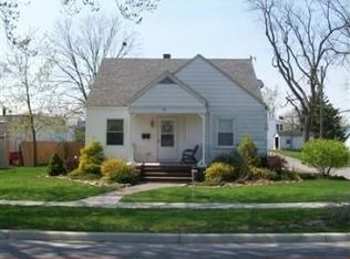 147 N Locust St, Oak Harbor, OH 43449