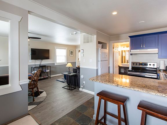 2nd image of 1150 Empire Ave #45