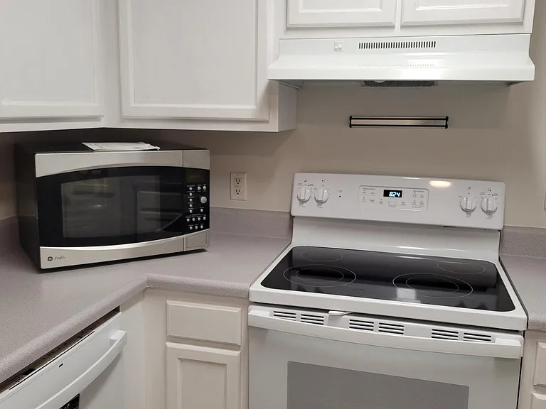 2031 Wolfmill Dr #202 — Photo 14