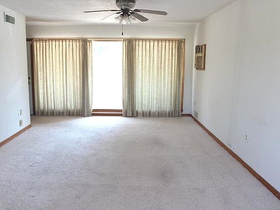 3rd image of 2221 NW Baltimore Cir