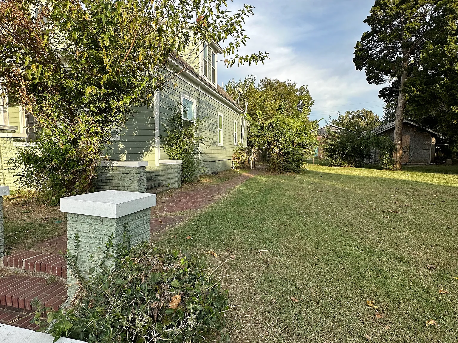 4 bed, 1829 sqft, $1,750 — Photo 3