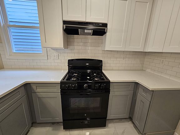 5th image of 217 Chadwick Ave #1R