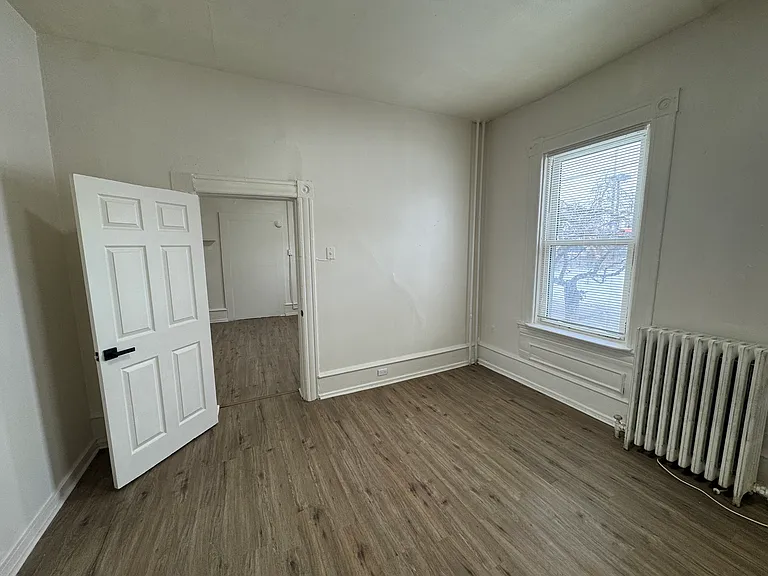 3068 River Ave #B — Photo 3