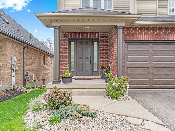 4th image of 151 Ravenswood Rd