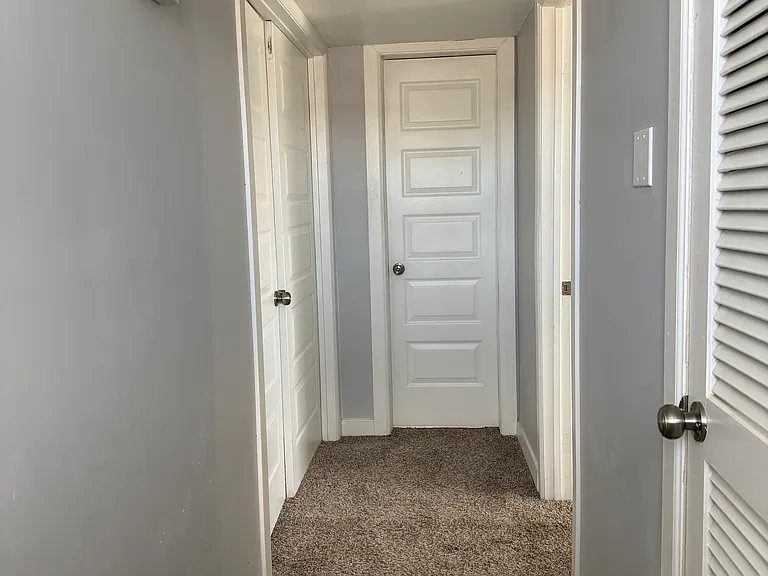 10609 Springwood Dr #B — Photo 7