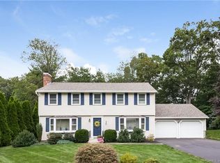 36 Woodside Dr, Unionville, CT 06085