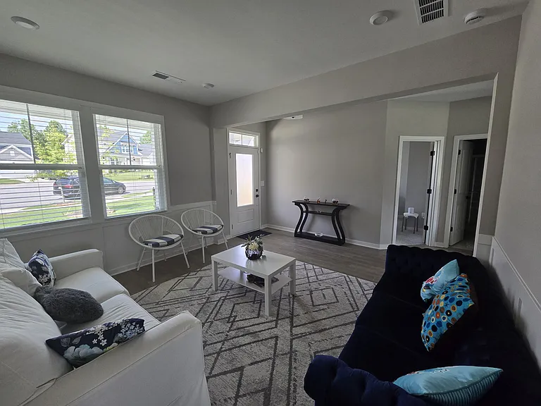121 Linden Ct — Photo 7