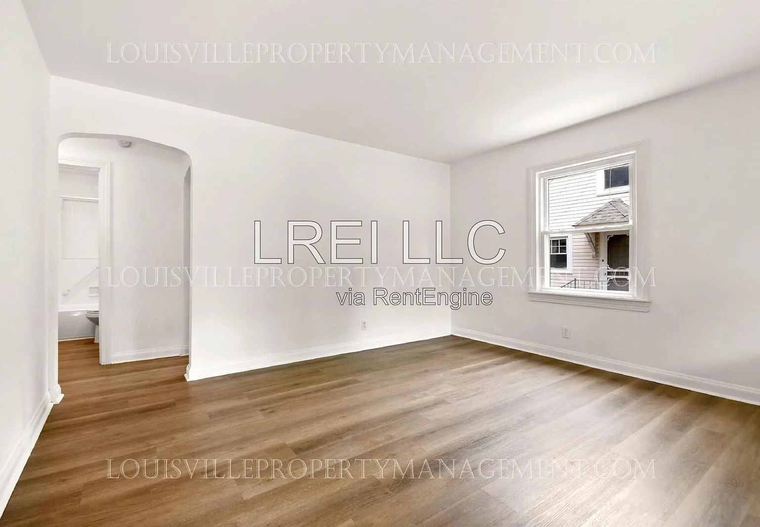 3 bed, 2.0 bath, 1700 sqft, $2,100 — Photo 3