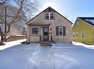 1574 Margaret St, Saint Paul, MN 55106