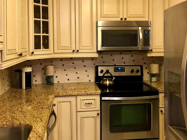 6407 Bay Club Dr #1 — Photo 10