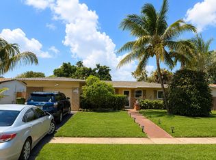 Pasadena Lakes, Pembroke Pines, FL 33024