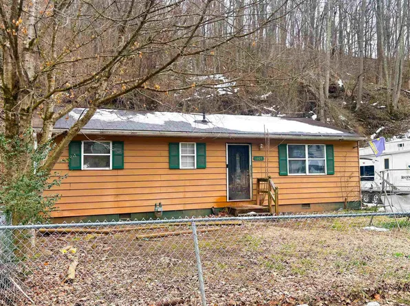 1609 Sugar Creek Dr, Charleston, WV 25387