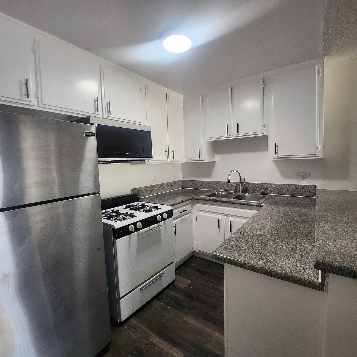 Building Photo - 235 S Rampart Blvd #203