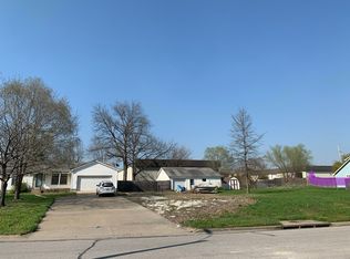 1006 E 24th St, Lawrence, KS 66046