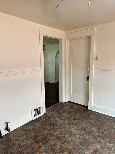 131 Arden Ave #2 Photo 1