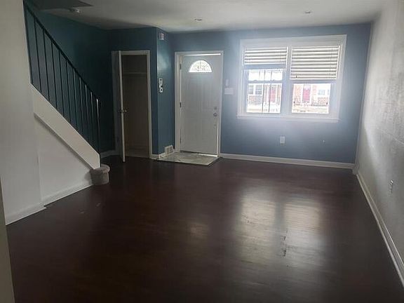 4th image of 5957 Jannette St