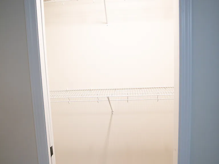 1004 Stillwater Dr — Photo 33