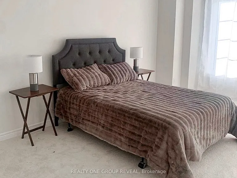 29 Icemaker Way — Photo 5