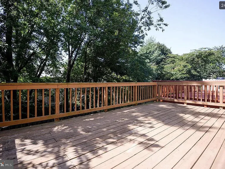 6251 Clara Edward Ter — Photo 24